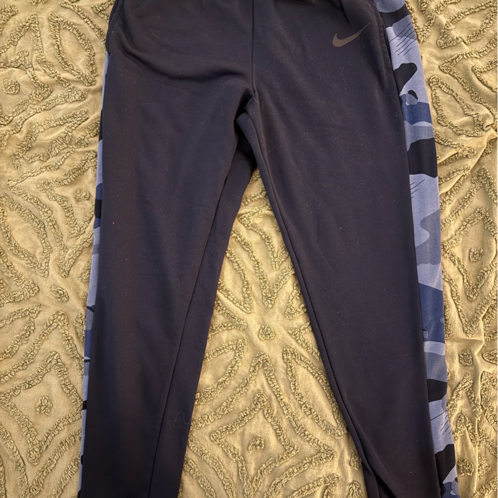 Nike Men Dri-FIT Tapered Training Pants Blue/Camo (BV2735-451)